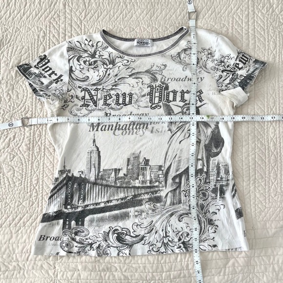 Vtg Y2K New York Hotel Graphic Tee Statue of Liberty Sz M 2000s Cyber Streetwear - Picture 6 of 7